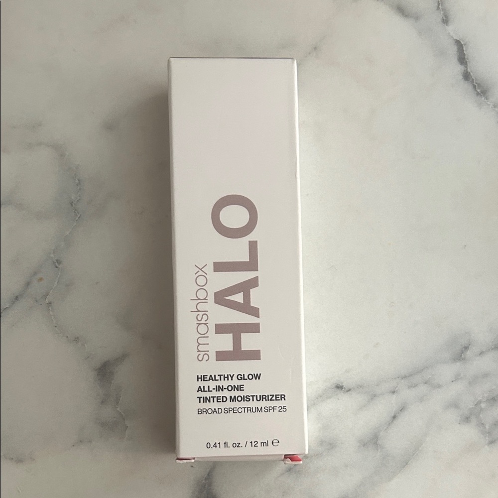Smashbox Halo Healthy Glow Tinted Moisturizer in Deep